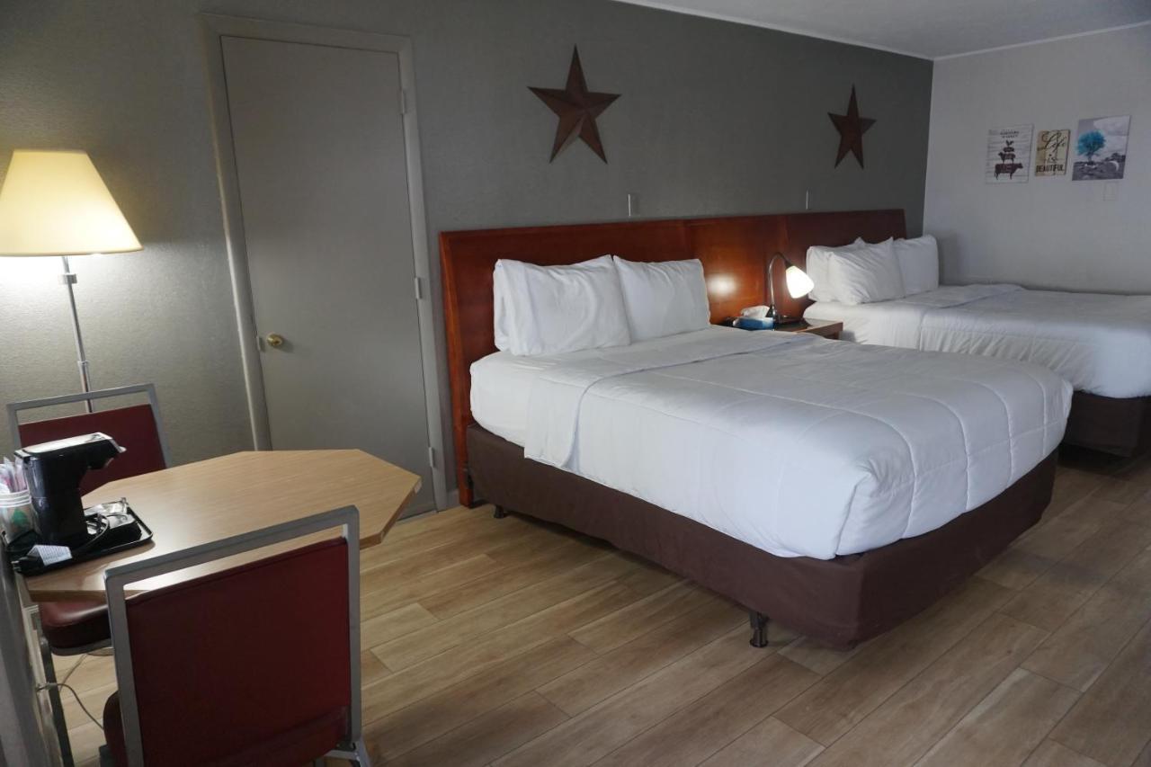 Harvest Drive Family - Renovated Motel 2*